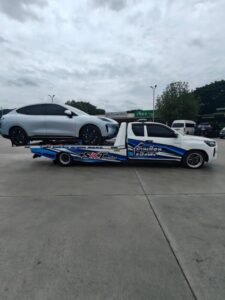 รถยกครบุรี