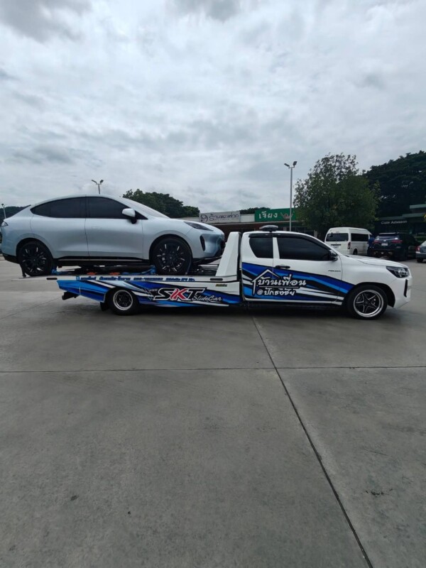 รถยกครบุรี